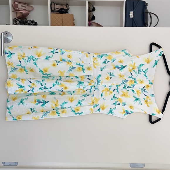 Beautiful watercolour print Zara dress - Picture 7 of 9